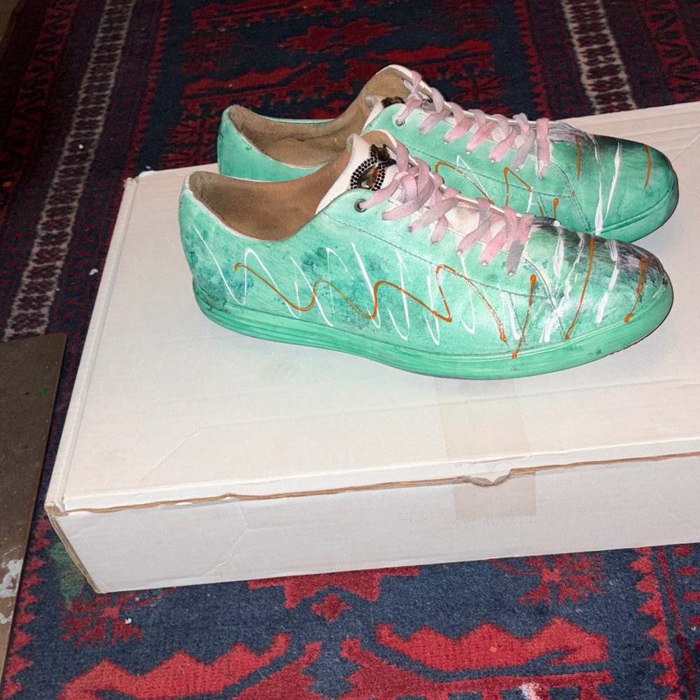 Green and Pink Men's Sneakers